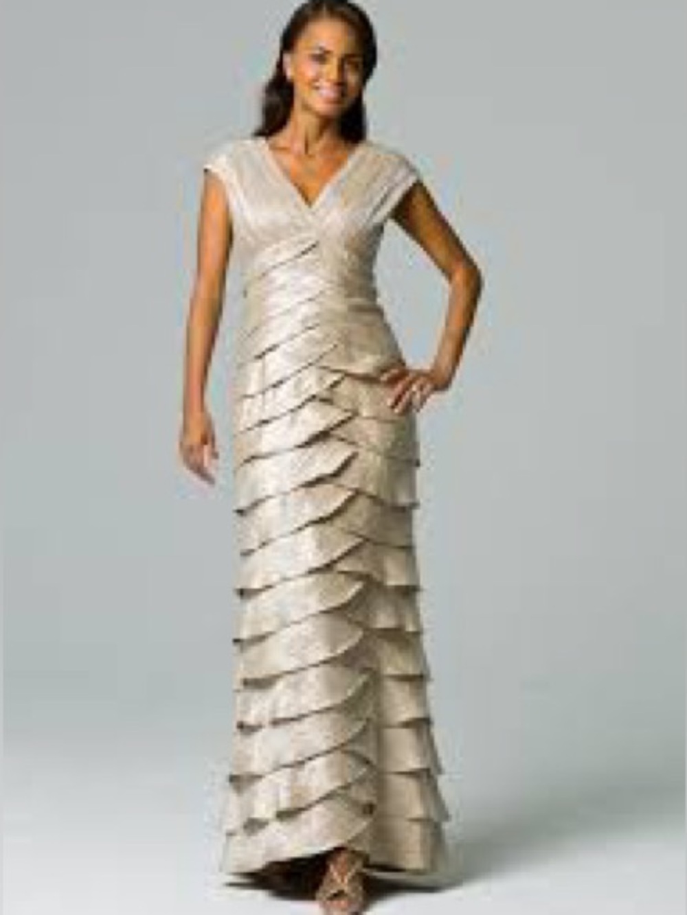 Metallic Champagne Tiered V‑Neck Evening Gown Mother of bride groom bridesmaid